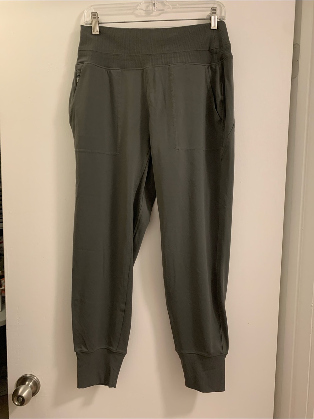 Women’s Jogger Pants in Dark Gray - Performance Comfort